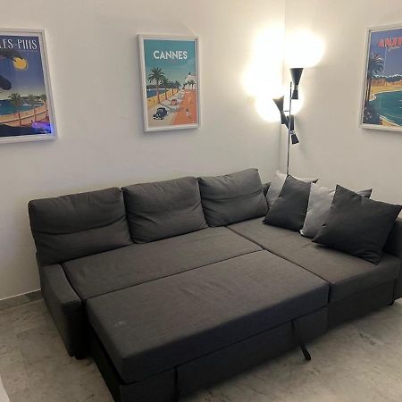 ואלאוריס Seafront - Beautiful Flat With Aircon And Comfortable Loggia מראה חיצוני תמונה