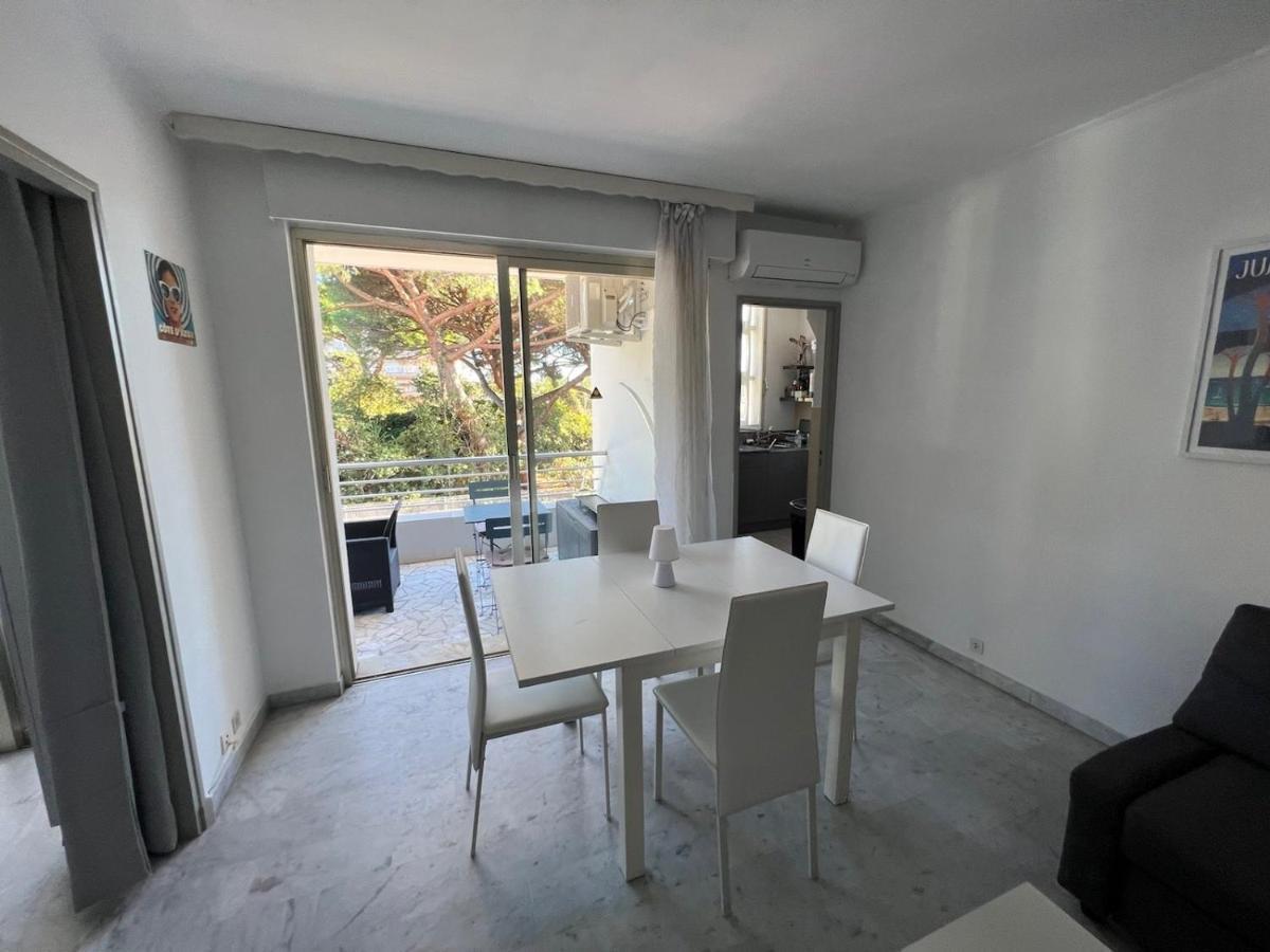 ואלאוריס Seafront - Beautiful Flat With Aircon And Comfortable Loggia מראה חיצוני תמונה