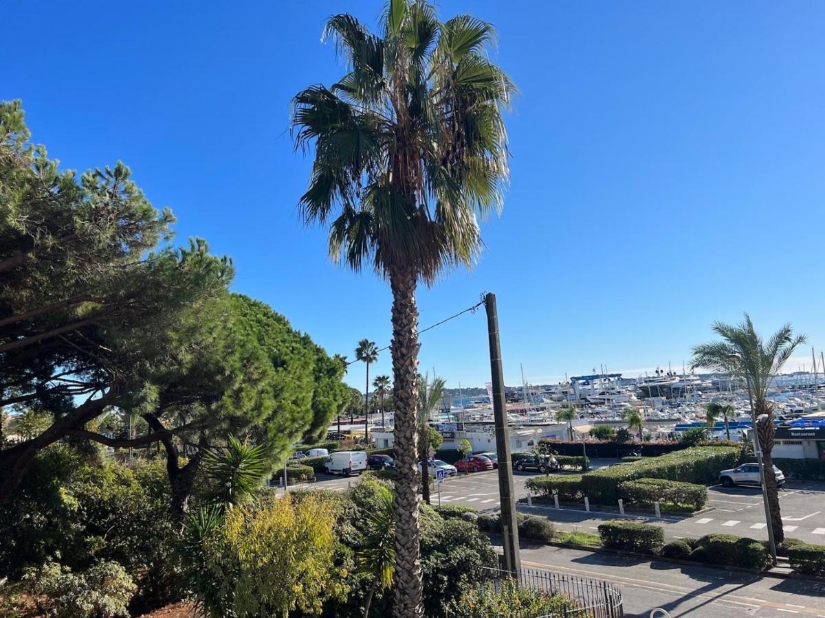 ואלאוריס Seafront - Beautiful Flat With Aircon And Comfortable Loggia מראה חיצוני תמונה