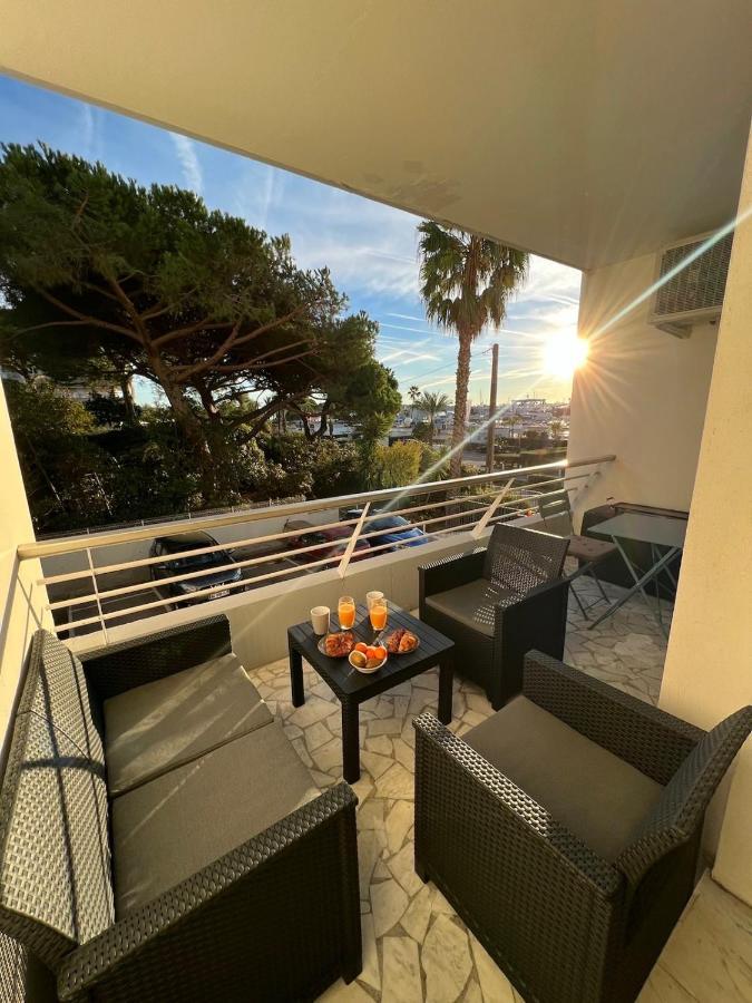 ואלאוריס Seafront - Beautiful Flat With Aircon And Comfortable Loggia מראה חיצוני תמונה